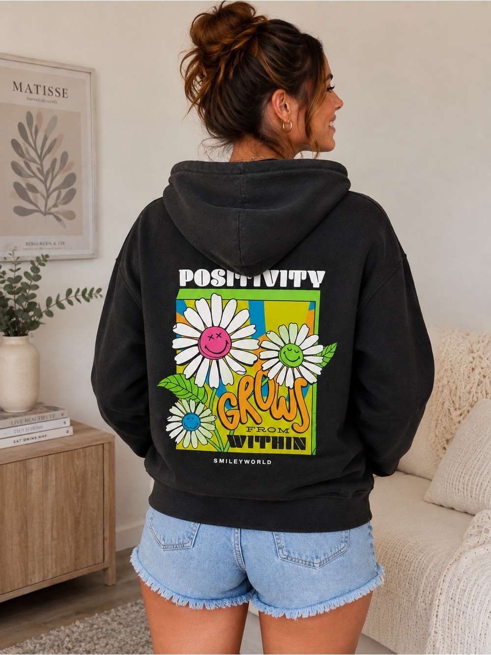 SmileyWorld Positivity Grows From Within Black Graphic Hoodie Women’s Medium